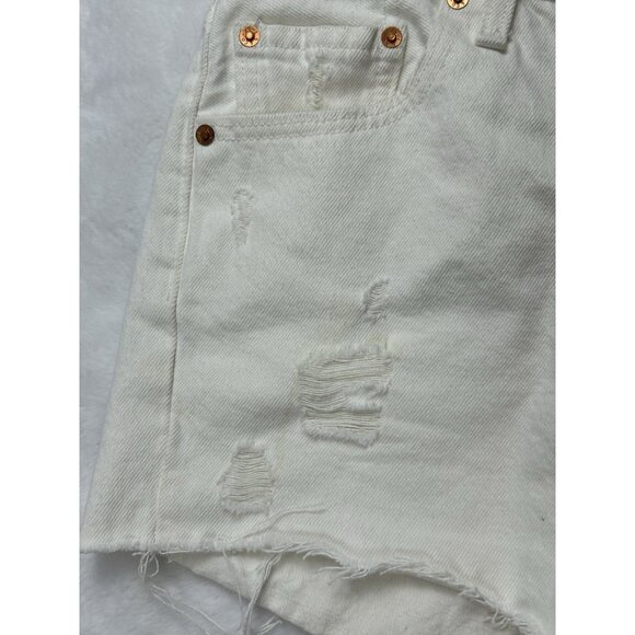 Levi’s 501 Button Fly Jean Shorts Women’s Size W28 White Cut Off Denim Inseam 2” - Picture 10 of 15